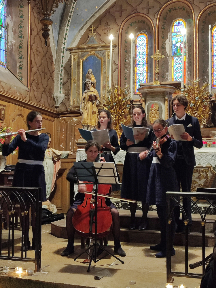 Photo illustration article 00-675483466040b.jpeg